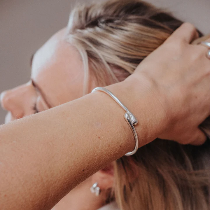 GOT YOUR BACK-STELT ARMBAND